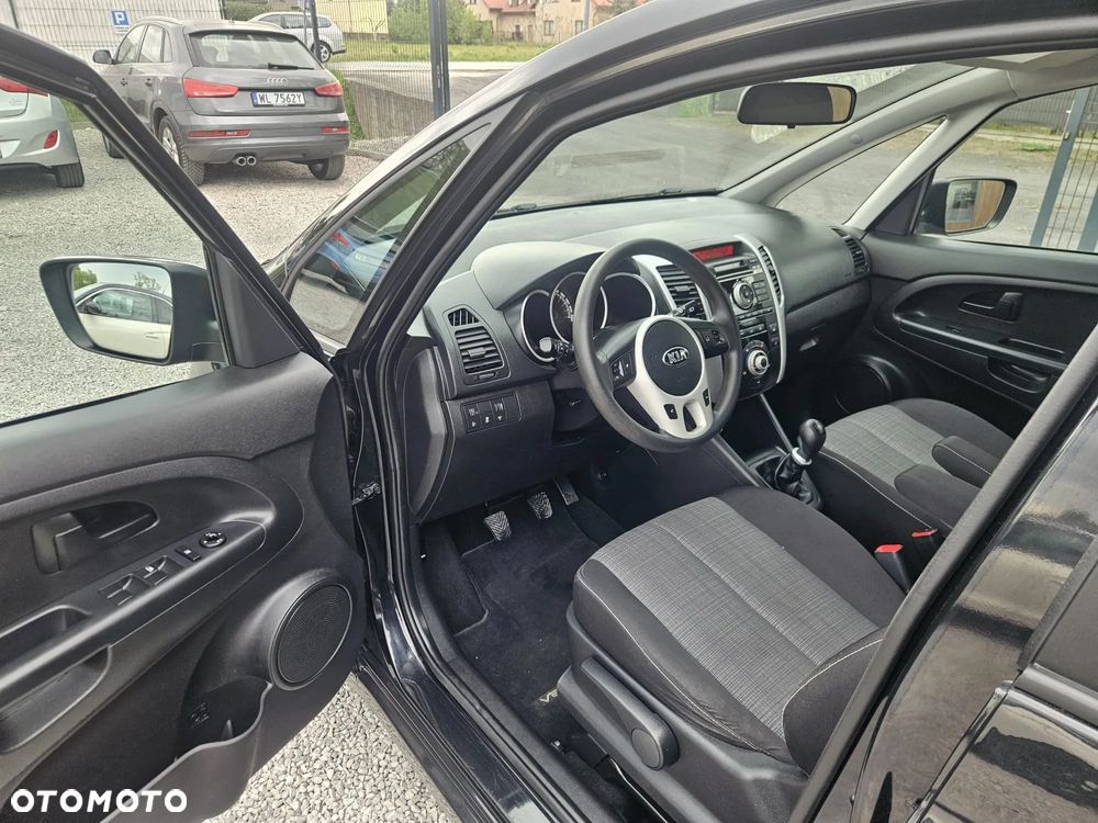 Kia Venga 1.4 CVVT Vision - 16