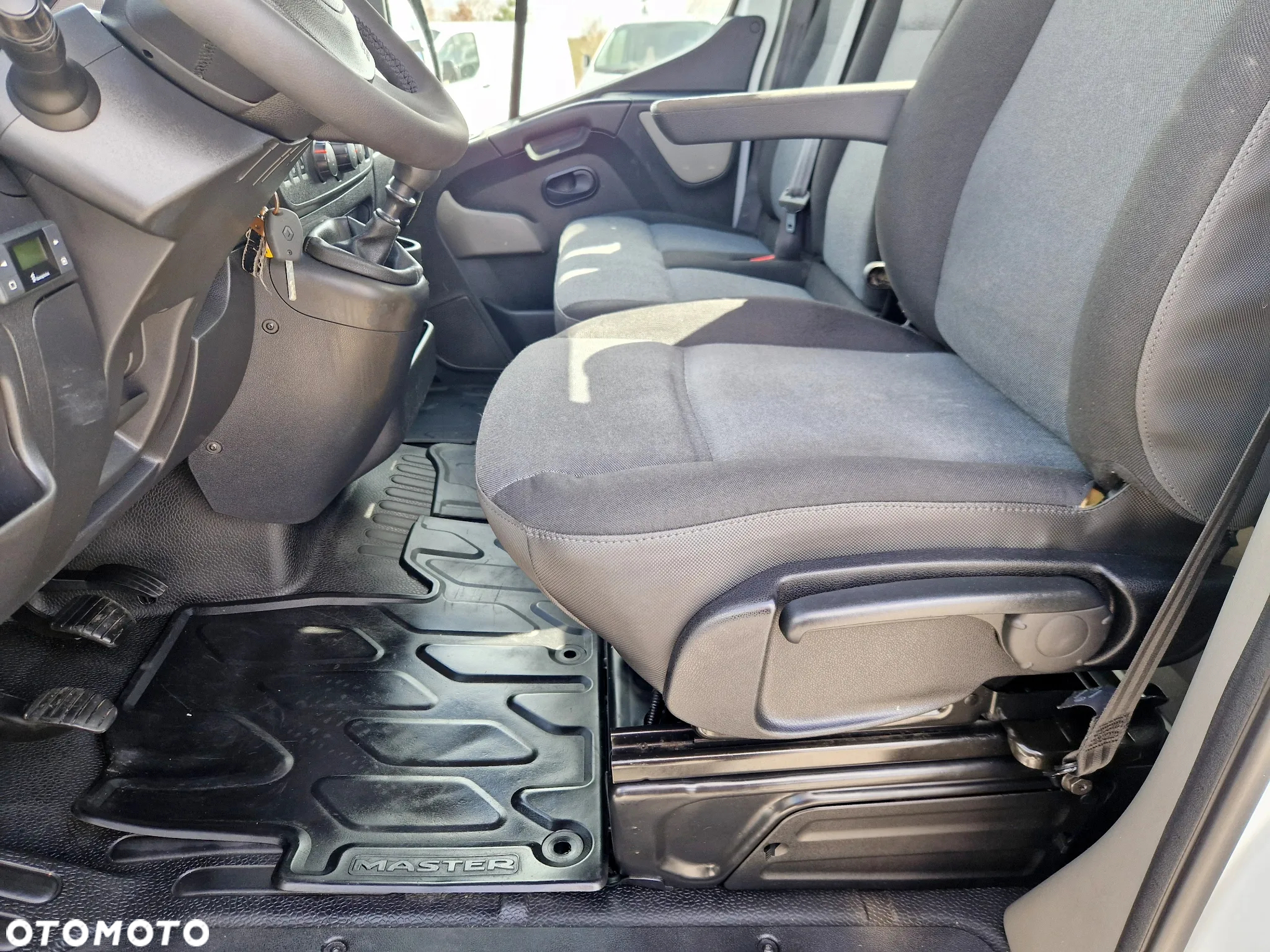 Renault MASTER 2,3 DCI 165 KONNA SKRZYNIA 4,1M HDS HMF 830 KG KLIMA BLIŻNIAKI DO 3,5T 157T/KM PRZEBIEGU GWARANCJA - 13
