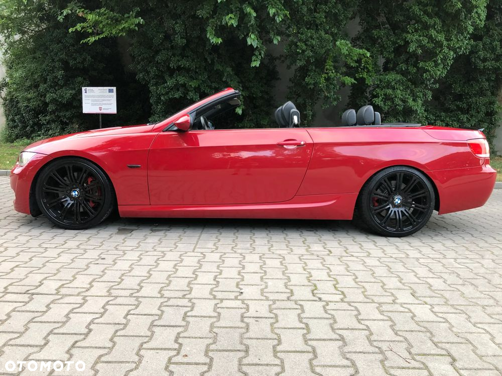 BMW Seria 3 330i Cabrio - 5