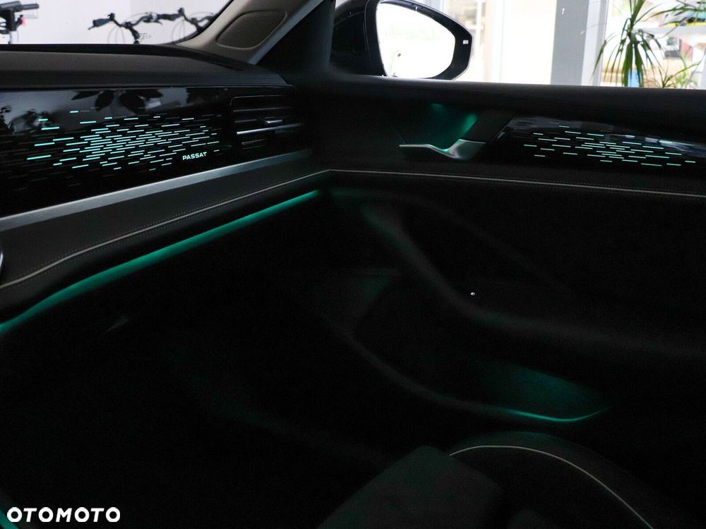 Volkswagen Passat - 21