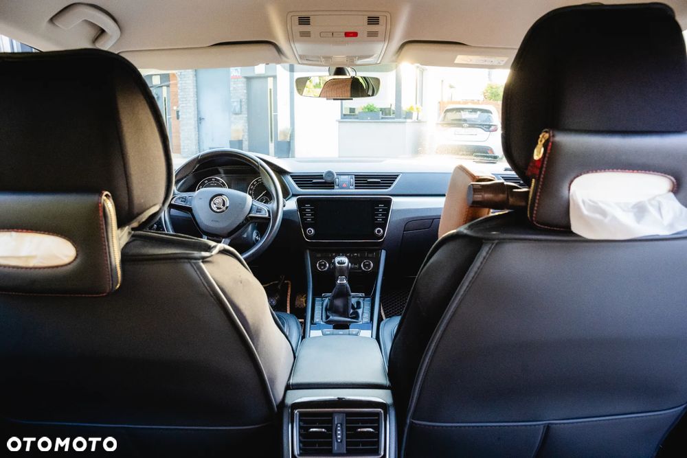 Skoda Superb 1.8 TSI Ambition - 14