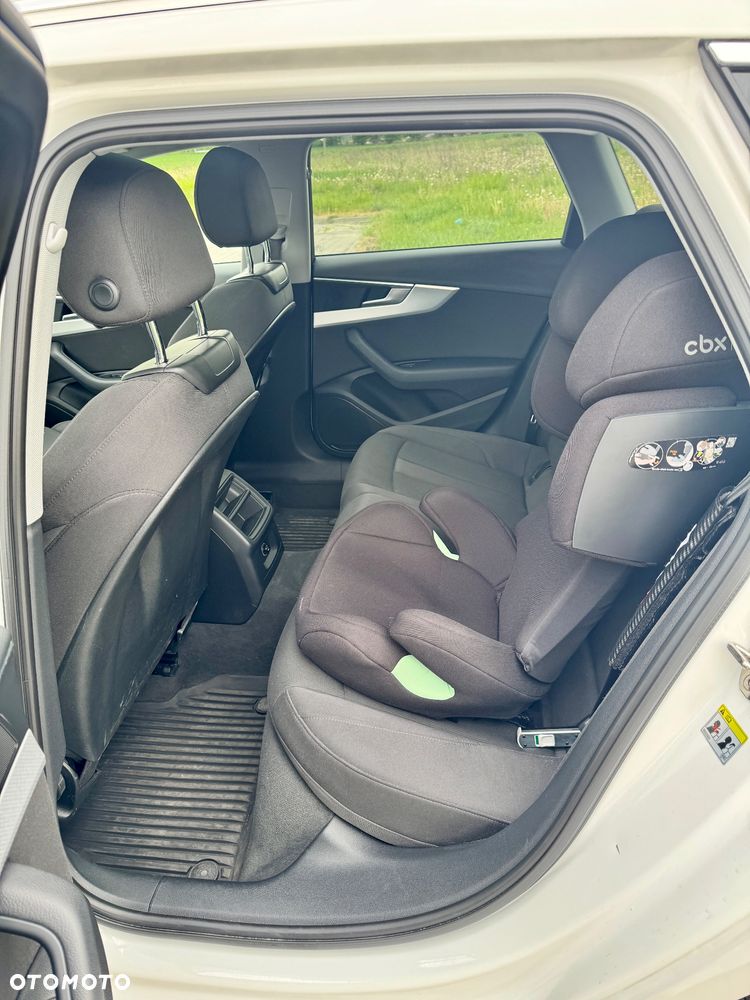 Audi A4 Avant 40 TDI S tronic - 11