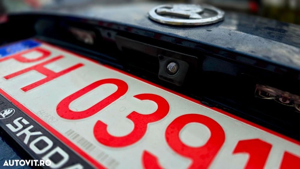 Skoda Superb 1.6 TDI GreenLine - 11