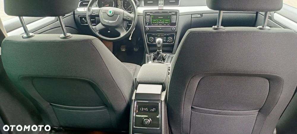 Skoda Superb 1.8 TSI Exclusive - 10