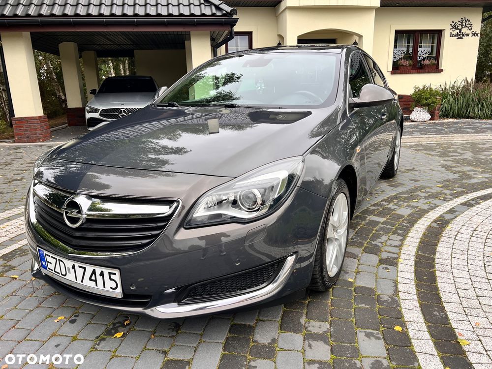 Opel Insignia 1.6 SIDI Turbo Business Edition - 2