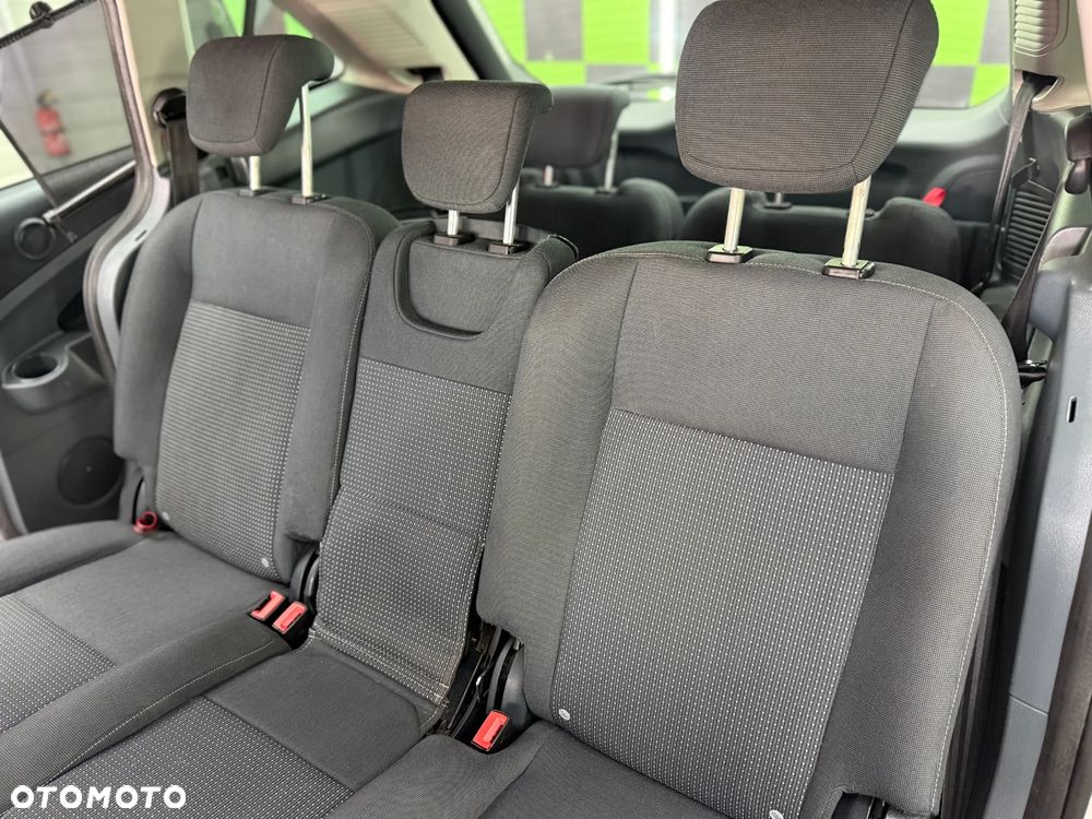 Ford Grand C-MAX - 6