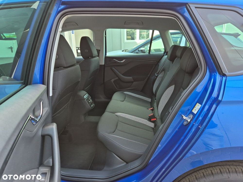 Skoda Kamiq 1.0 TSI Drive DSG - 19
