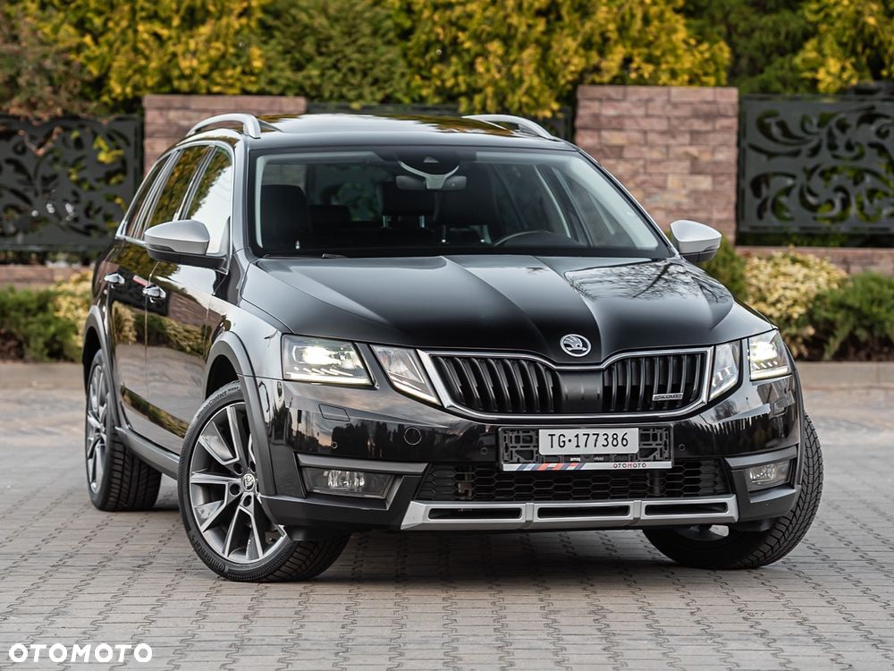 Skoda Octavia 2.0 TDI 4x4 DSG Scout - 1