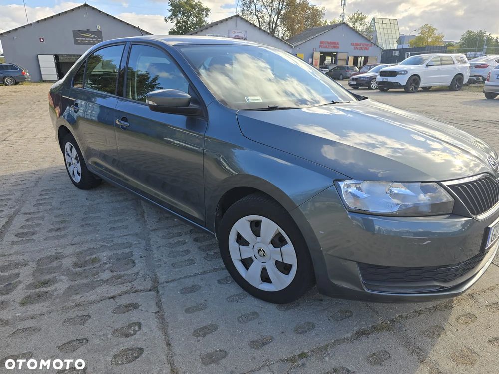 Skoda RAPID 1.0 TSI Active - 2