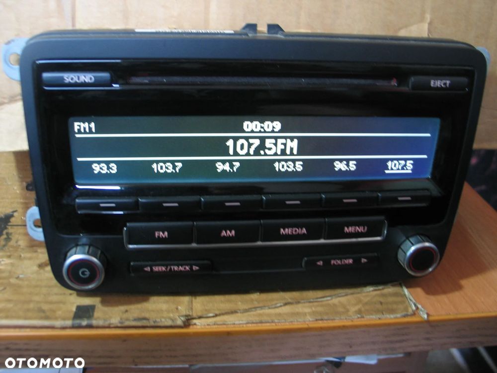 radio radioodtwarzacz Vw Golf Passat Caddy 1K0035164D - 2