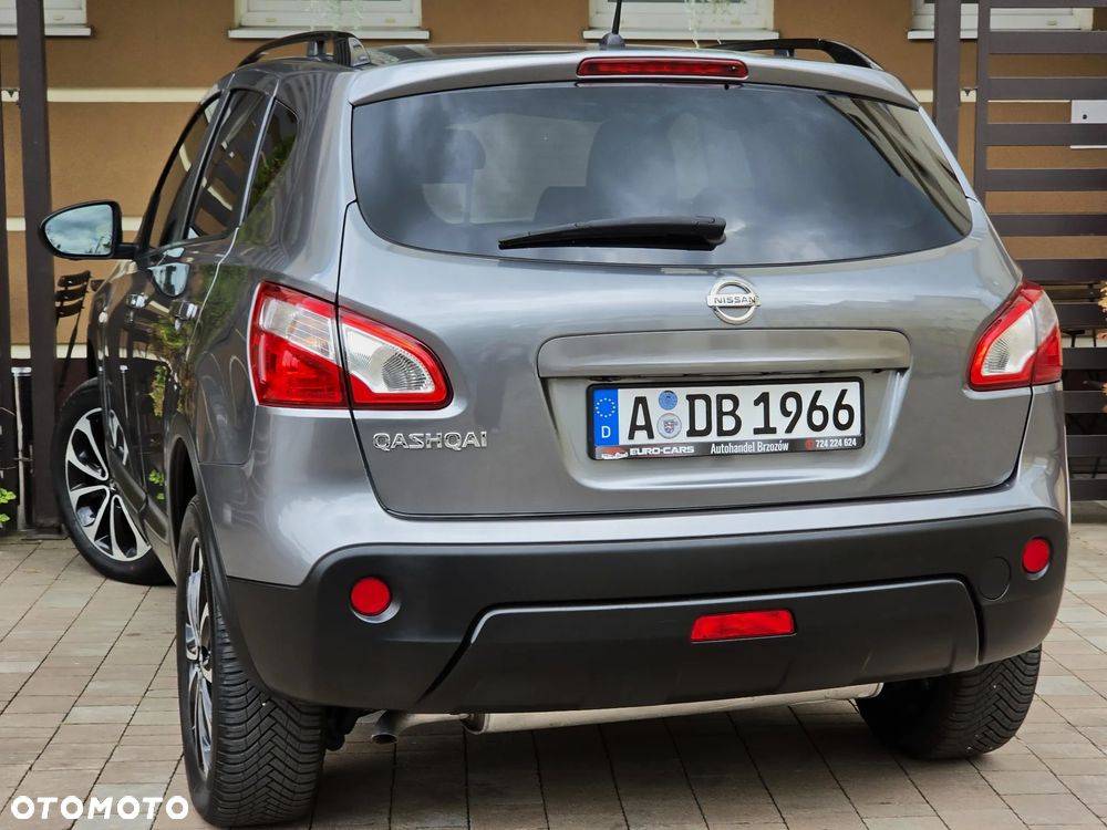 Nissan Qashqai 2.0 4x4 Tekna Premium - 3