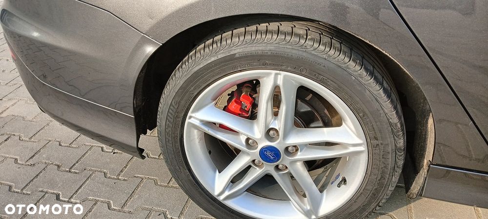 Ford Focus 1.5 TDCi DPF Start-Stopp-System ST-Line - 10