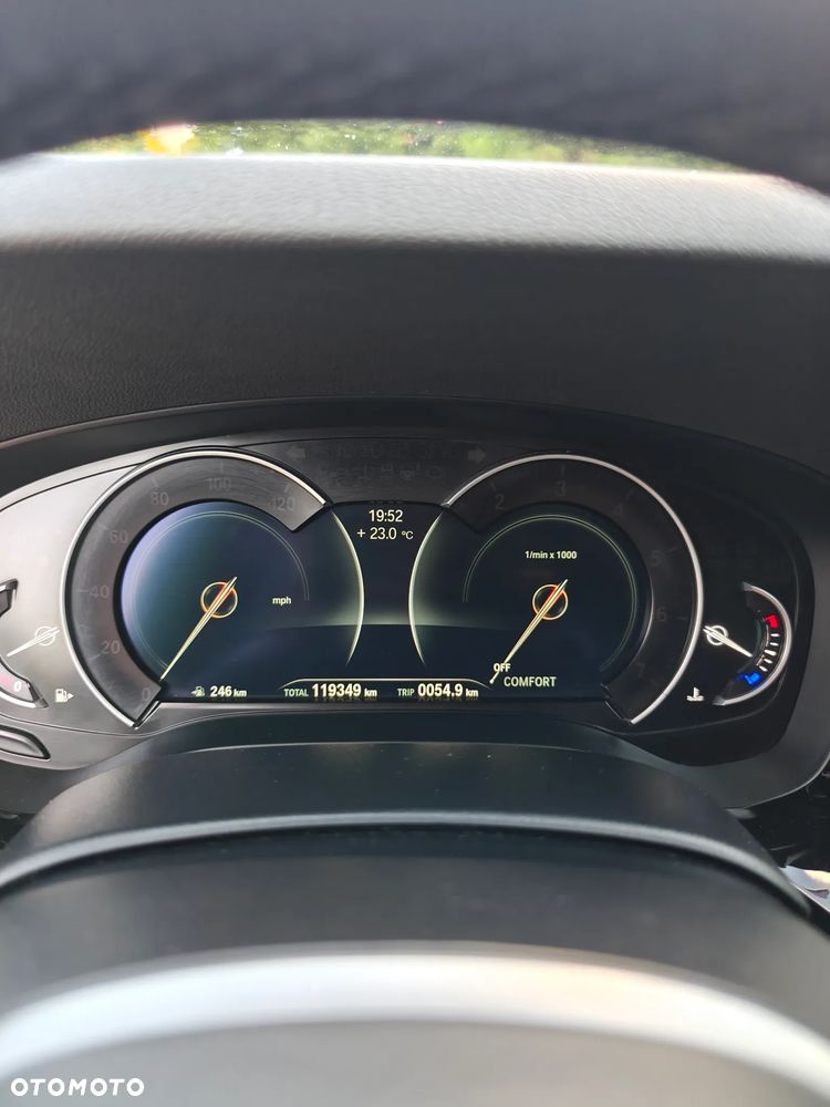 BMW Seria 5 530i M Sport sport - 26