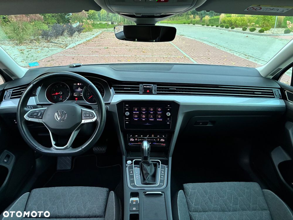 Volkswagen Passat - 9