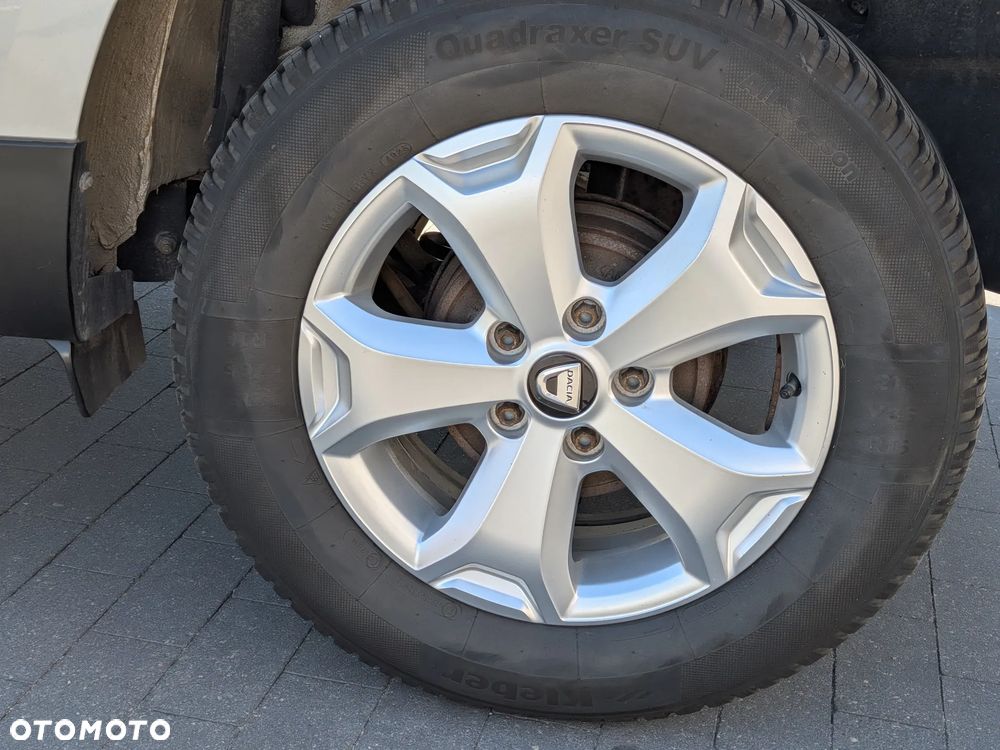 Dacia Duster 1.6 SCe Comfort - 27