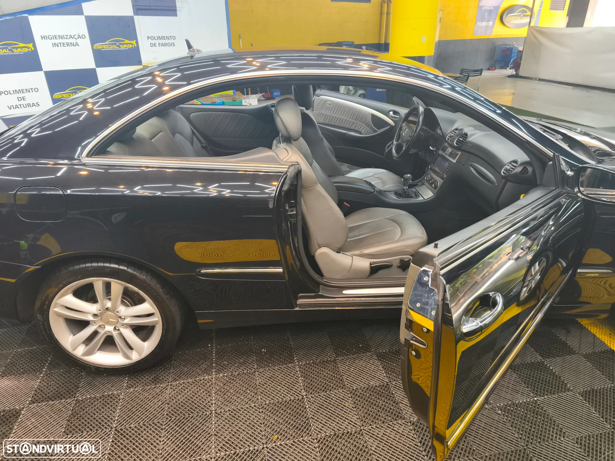 Mercedes-Benz CLK 220 CDi Avantgarde - 19