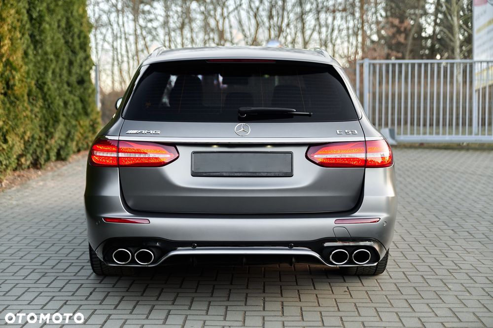 Mercedes-Benz Klasa E 53 AMG 4-Matic+ - 11