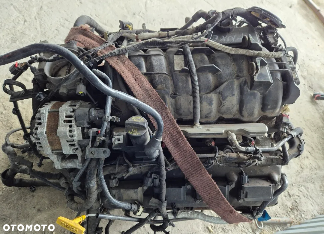 Kompletny Silnik 5.7 HEMI TNXE Dodge Challenger / Ram V 1500 2019-2023 - 2