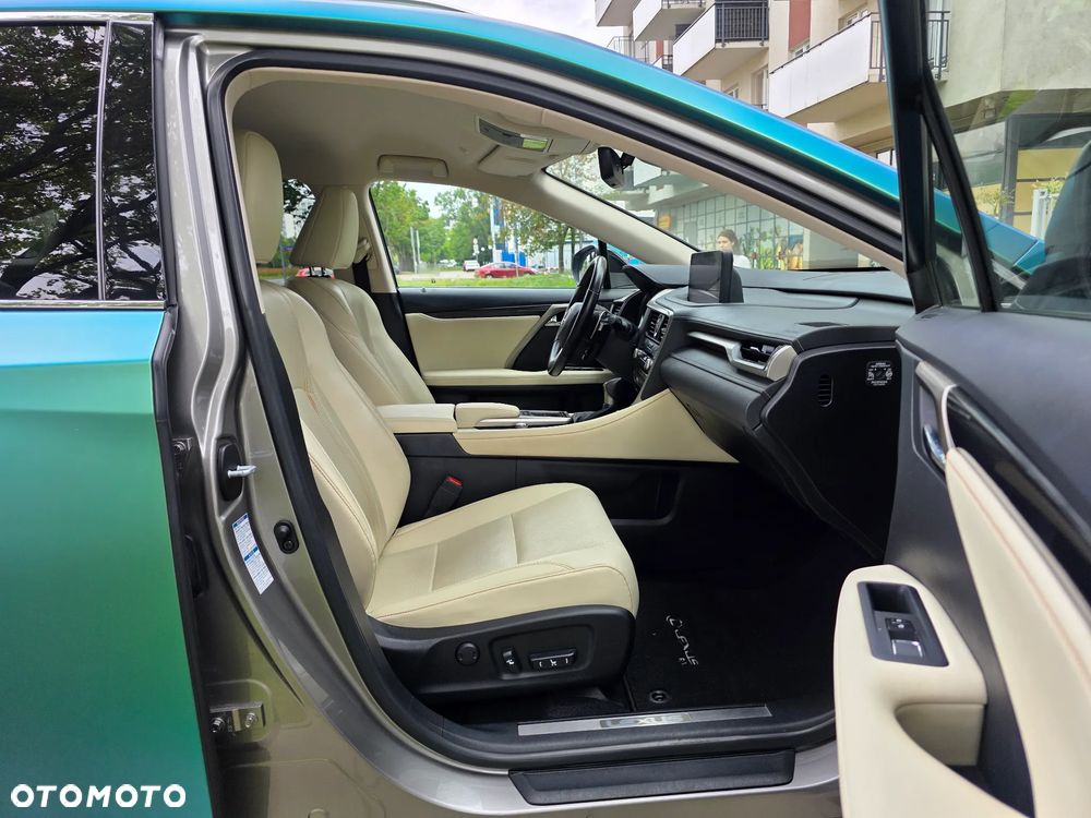Lexus RX 450h Prestige - 37