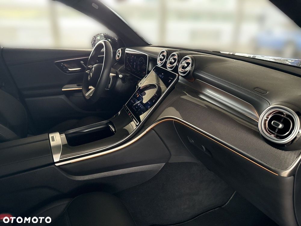 Mercedes-Benz GLC - 18