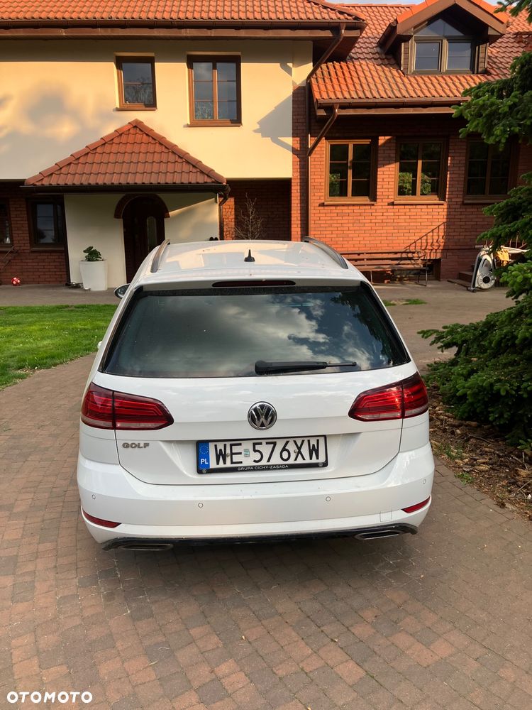 Volkswagen Golf 1.5 eTSI EVO R-Line DSG - 5