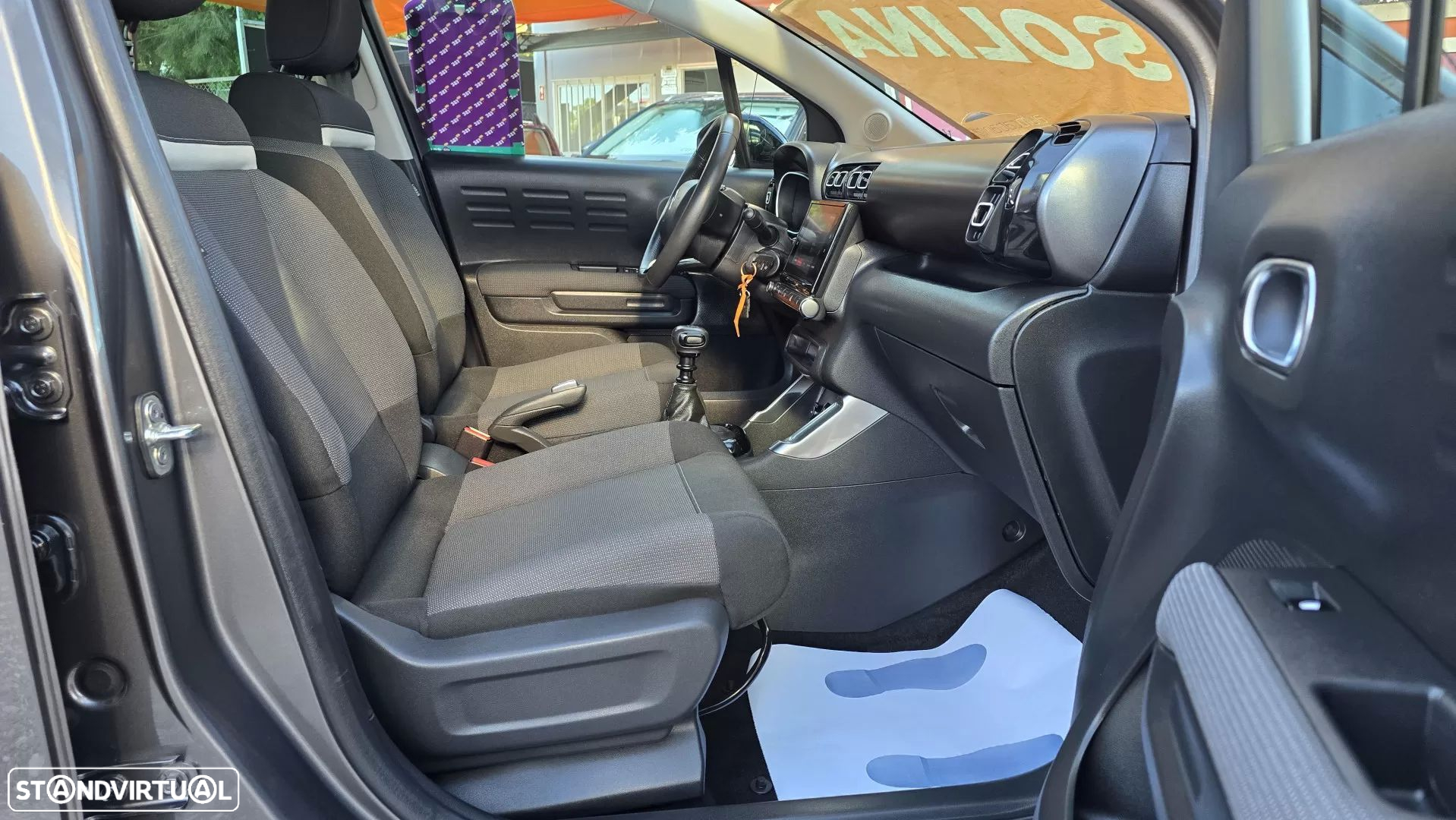 Citroën C3 Aircross 1.2 PureTech Shine - 16
