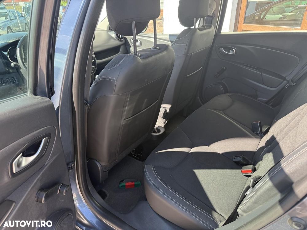 Renault Clio - 14