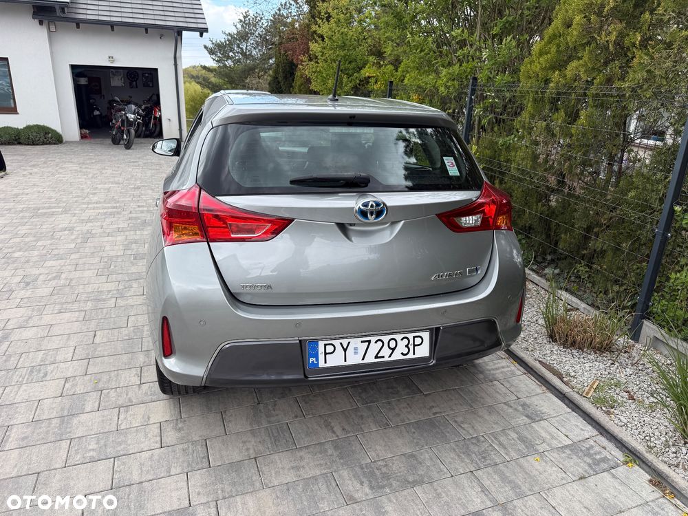Toyota Auris Hybrid 135 Premium - 34