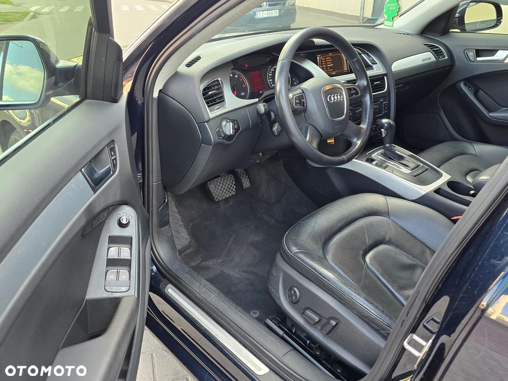 Audi A4 Limousine - 6