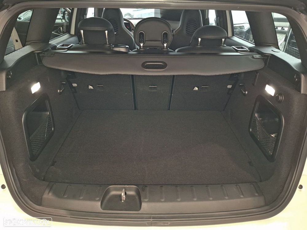 MINI Clubman John Cooper Works Premium P. JCW Plus Auto - 25