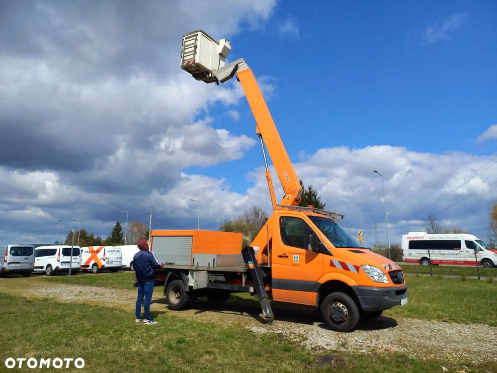 Mercedes-Benz SPRINTER - 36