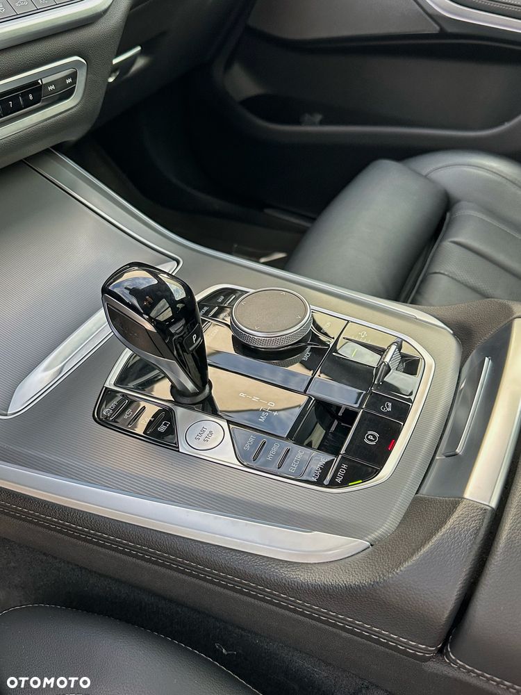 BMW X5 xDrive45e - 31