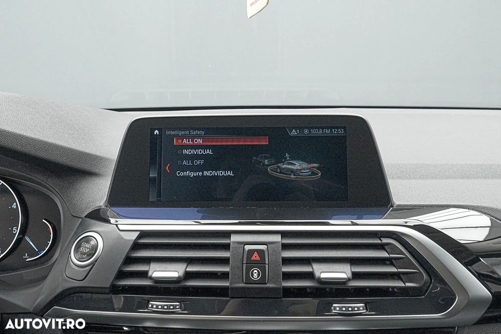 BMW X3 xDrive20d Aut. Advantage - 23