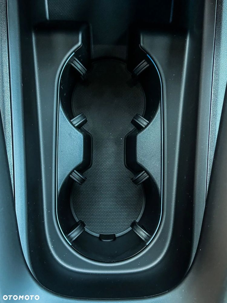 Porsche Macan - 24