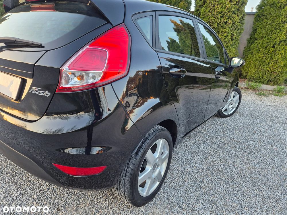 Ford Fiesta 1.25 Celebration - 9