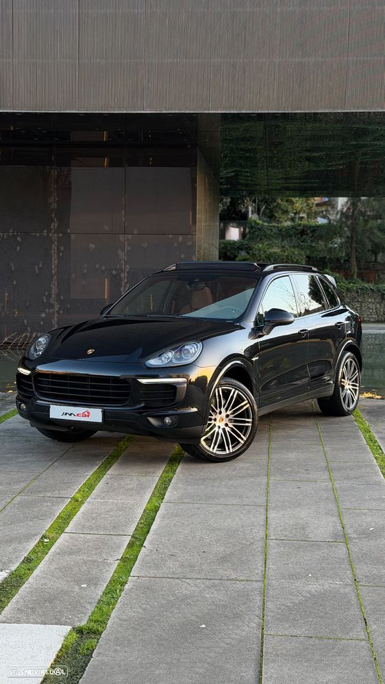 Porsche Cayenne S Hybrid Tiptronic S - 1