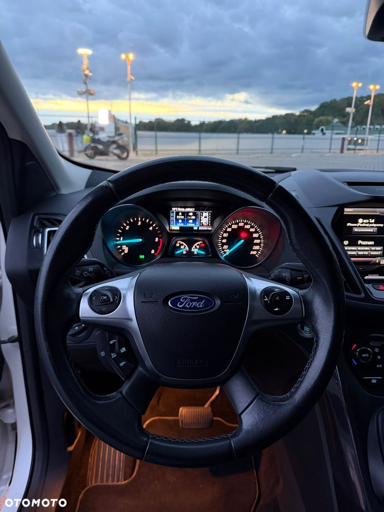 Ford Kuga - 16