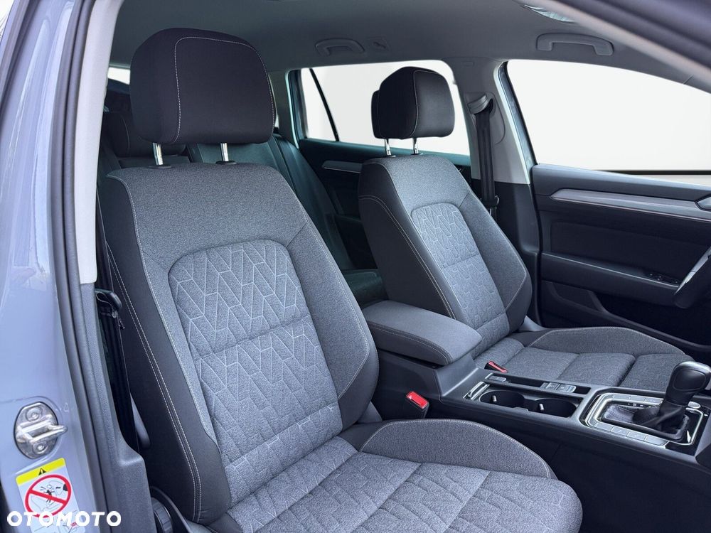 Volkswagen Passat - 41