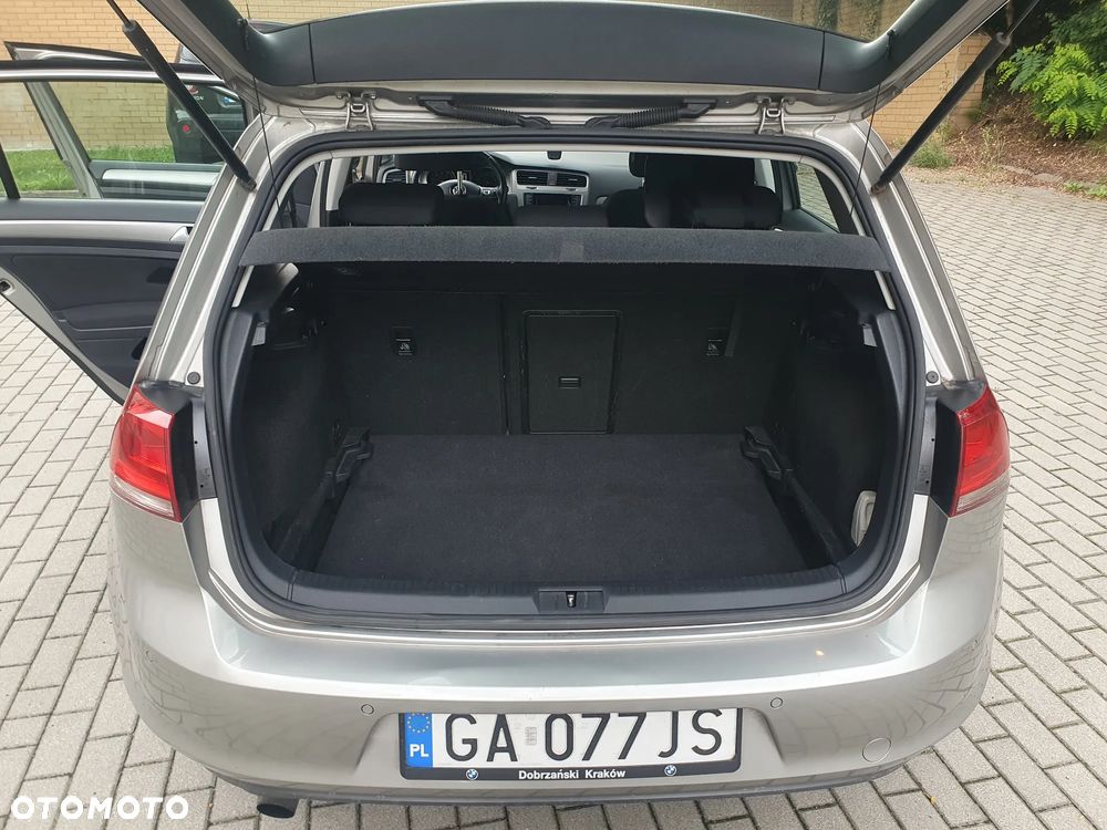 Volkswagen Golf 1.2 TSI BMT Comfortline - 17