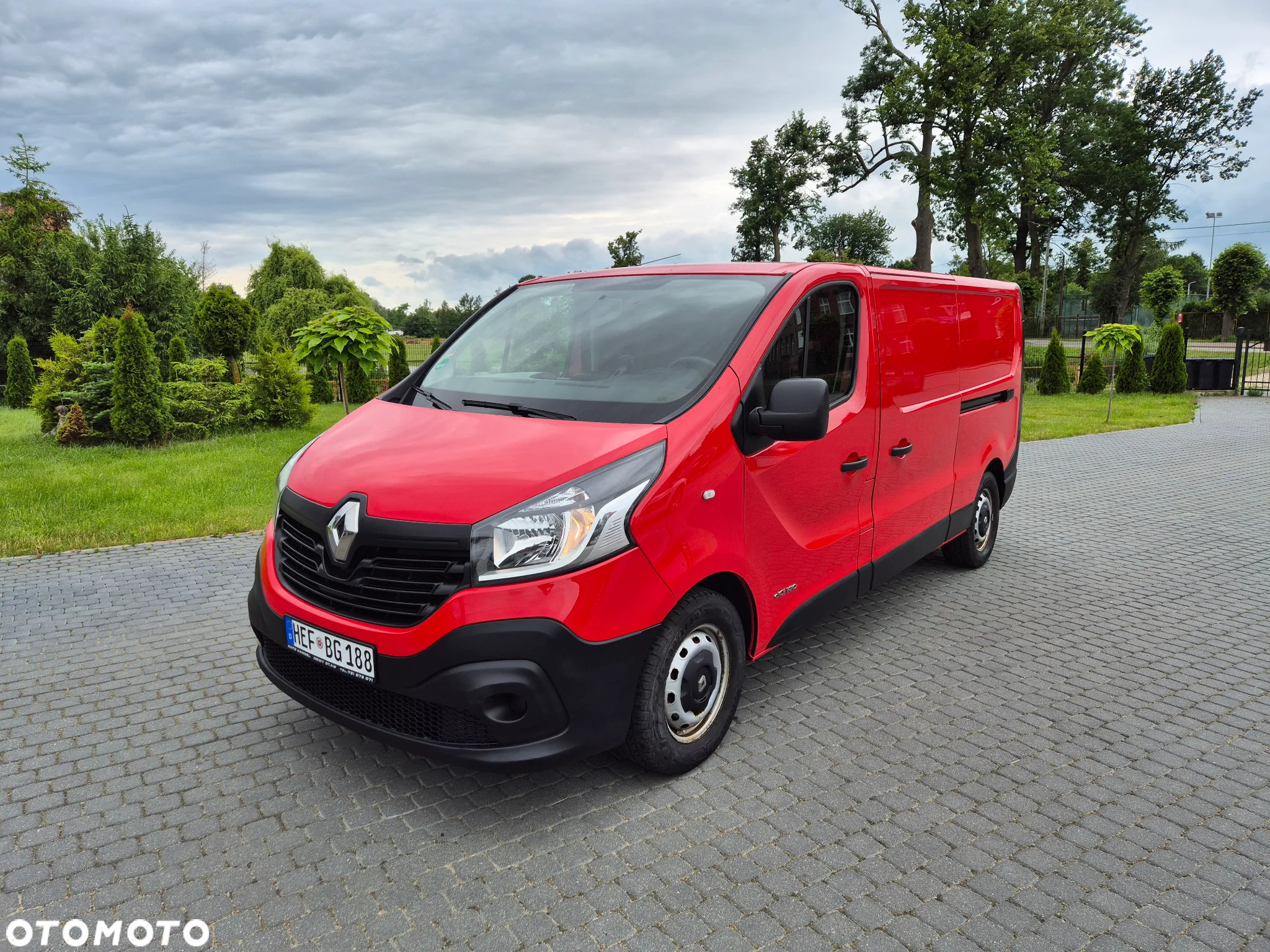 Renault TRAFIC - 11