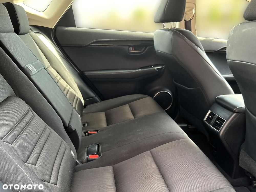 Lexus NX 300h Elegance AWD - 22