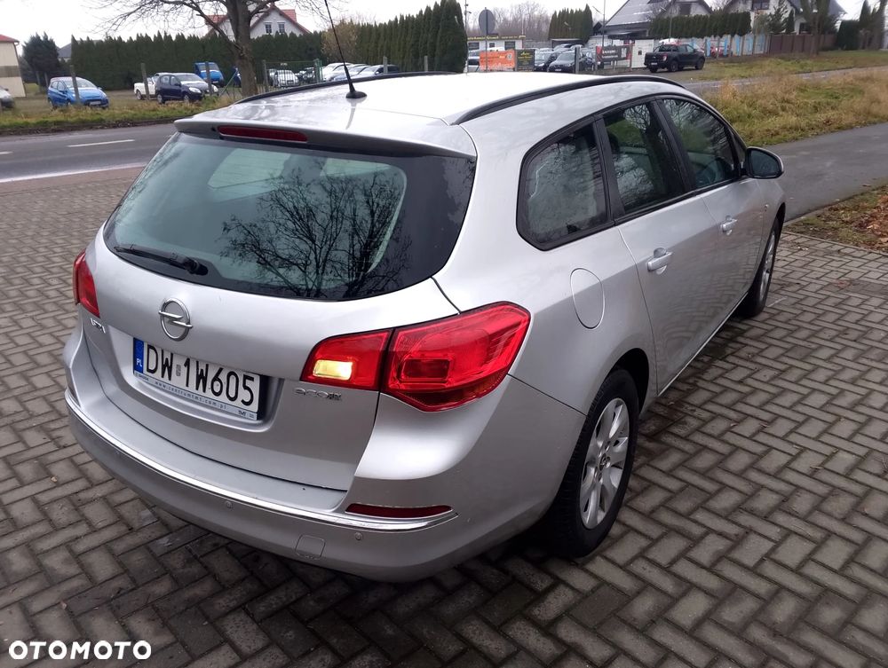 Opel Astra 1.7 CDTI Enjoy - 7