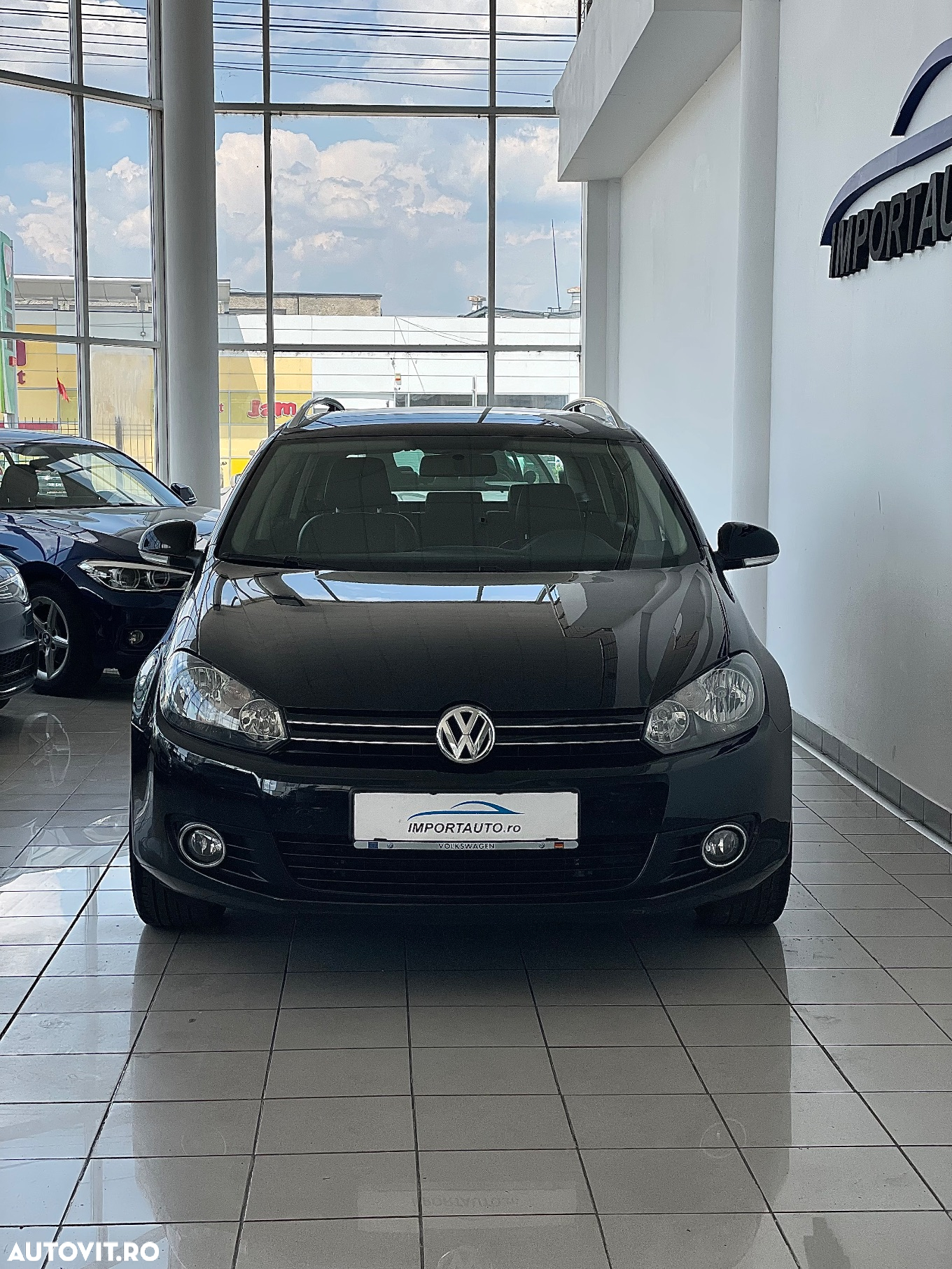Volkswagen Golf Variant 1.2 TSI BlueMotion Technology Comfortline - 2