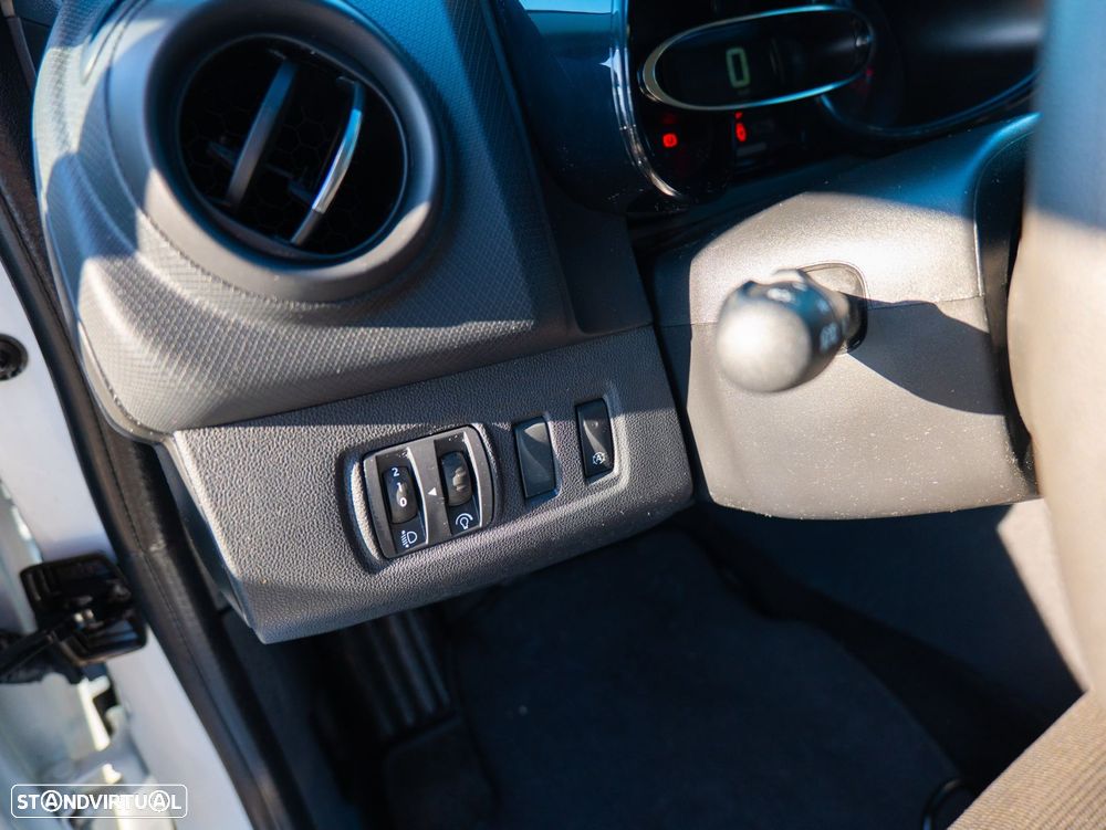 Renault Clio 1.5 dCi Zen - 14