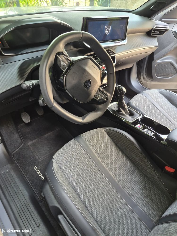 Peugeot 2008 1.2 PureTech Allure - 13