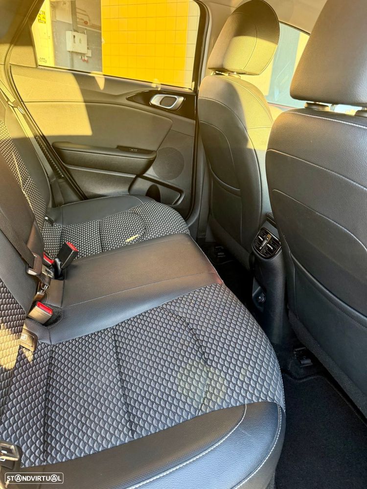 Kia Ceed SW 1.6 GDi PHEV Tech 6DCT - 22