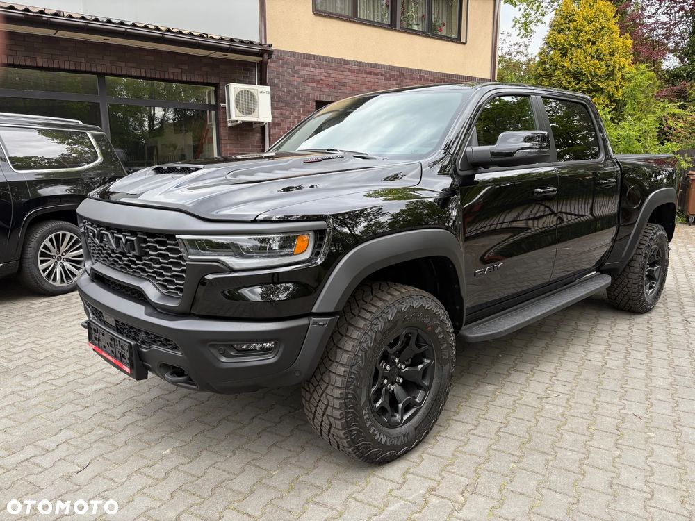 RAM 1500 - 8