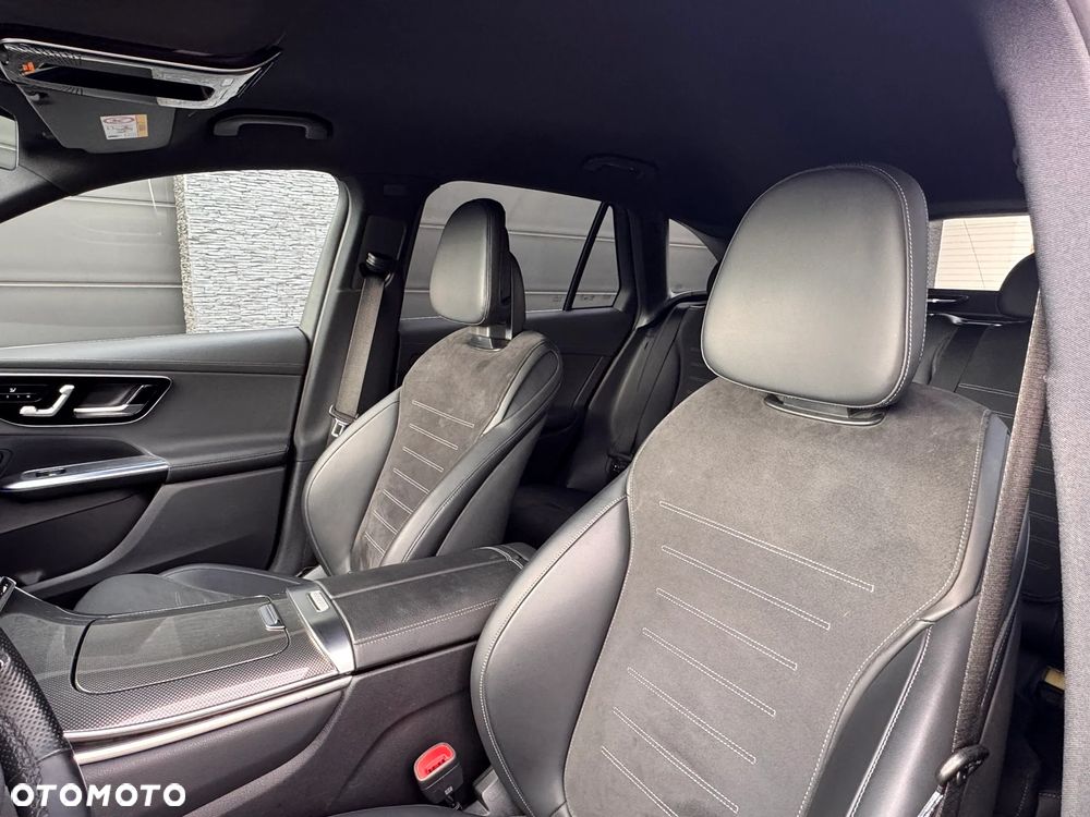 Mercedes-Benz GLC 300 4Matic 9G-TRONIC AMG Line Advanced - 16