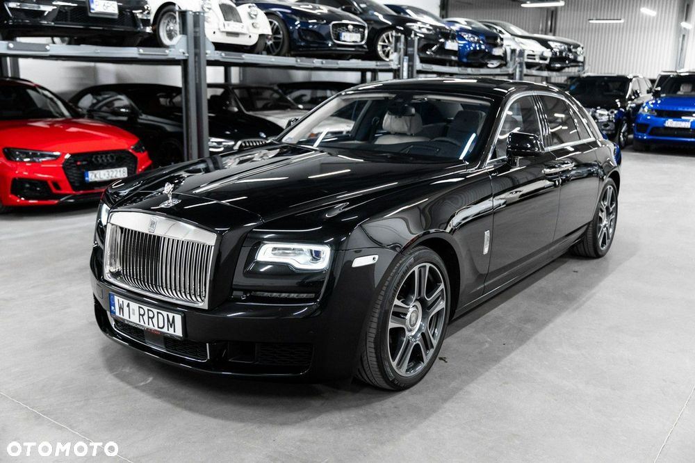 Rolls-Royce Ghost - 8