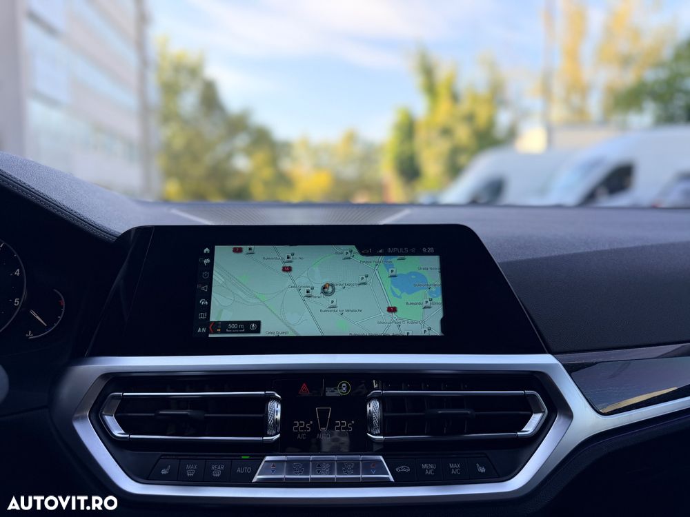 BMW Seria 3 320d xDrive AT Luxury Line - 26